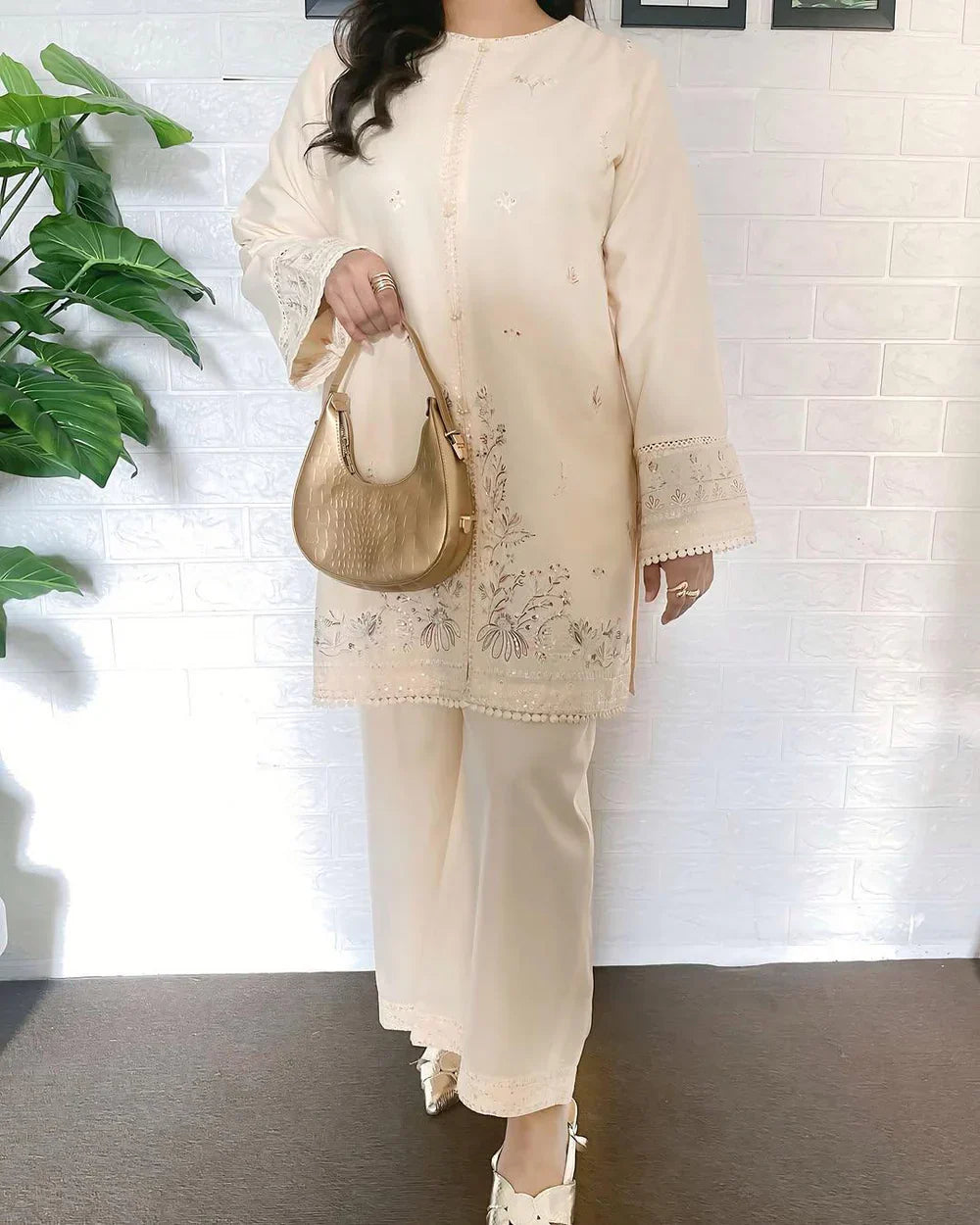 JENIFER EMB CO\ORD SET